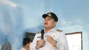 makassar/KUNJUNGAN-SEKOLAH-Wali-Kota-Makassar-Munafri-Arifuddin-saat-mengunjungi.jpg