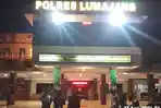 Terduga-pelaku-penusukan-motif-perselingkuhan-diamankan-di-Polres-Lumajang.jpg