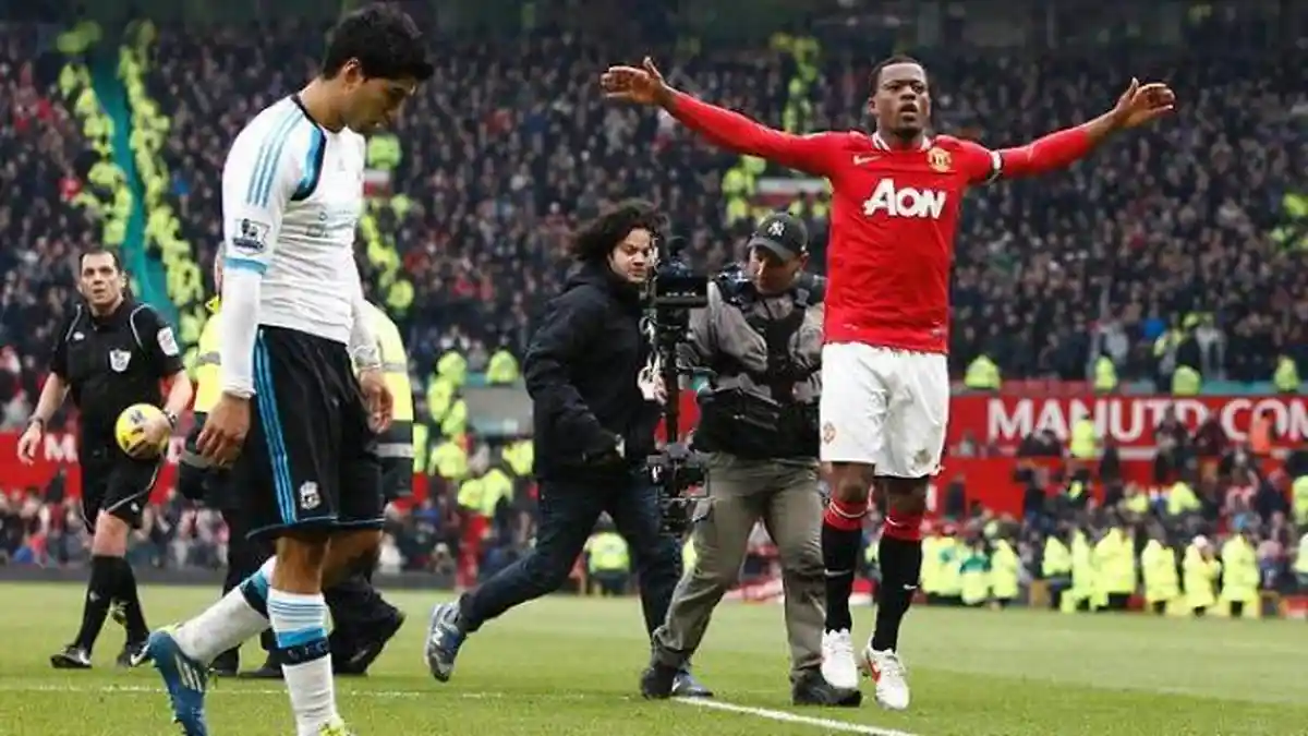 Dulu Pernah Bertikai, Evra Kini Ucapkan Selamat untuk Suarez yang Raih Golden Shoe
