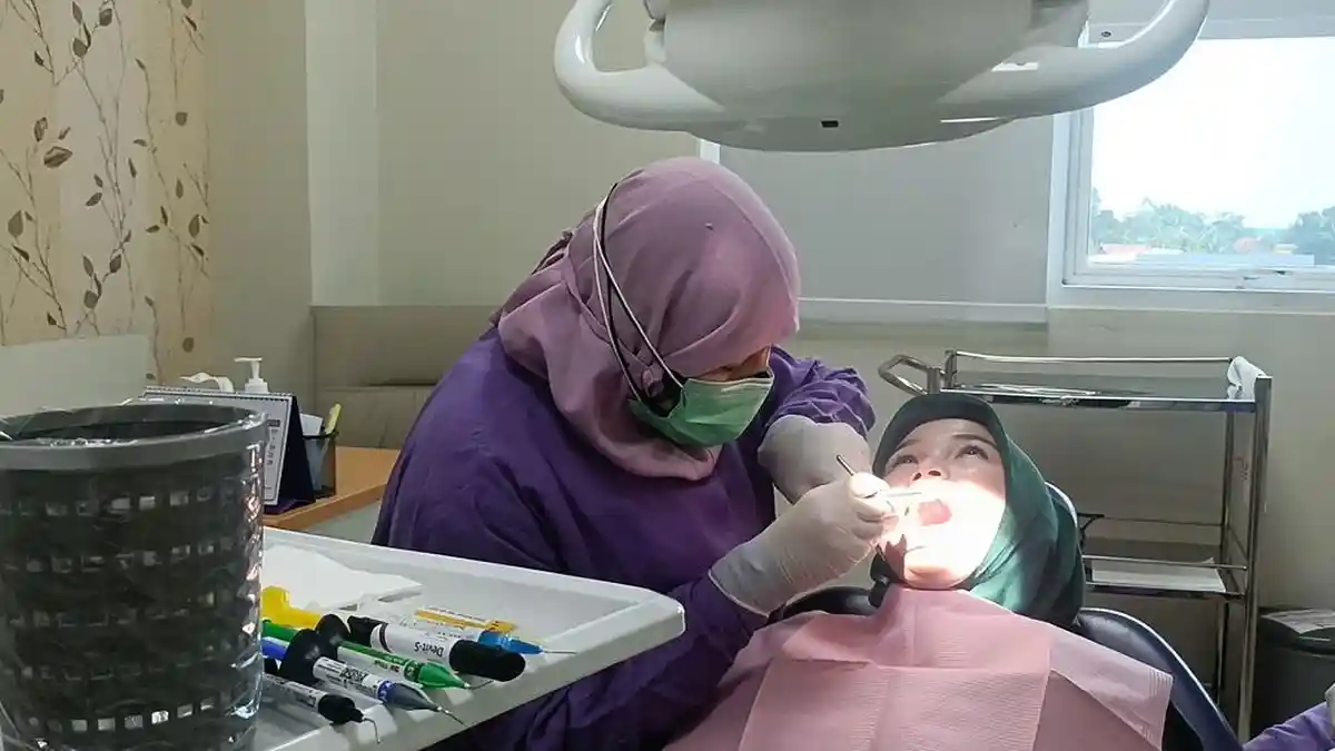Cara Mencegah Bau Mulut Saat Berpuasa, Tak Cukup Sikat Gigi