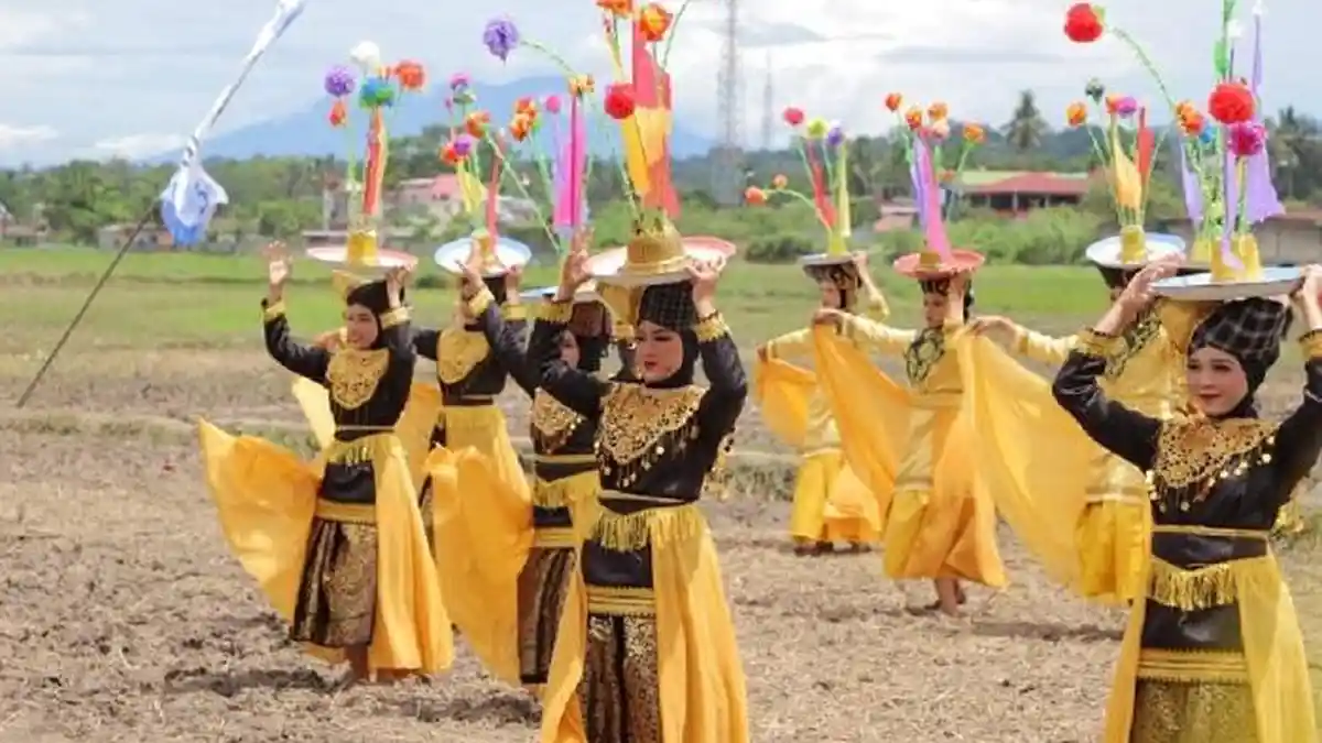 Festival Rang Solok Baralek Gadang Kembali Masuk Kalender Kalender ...