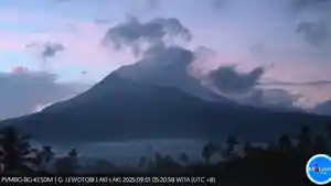 GUNUNG-LEWOTOBI-6-Jam-Terakhir-Gunung-Lewotobi-1-Kali-Gempa-Hembusan.jpg