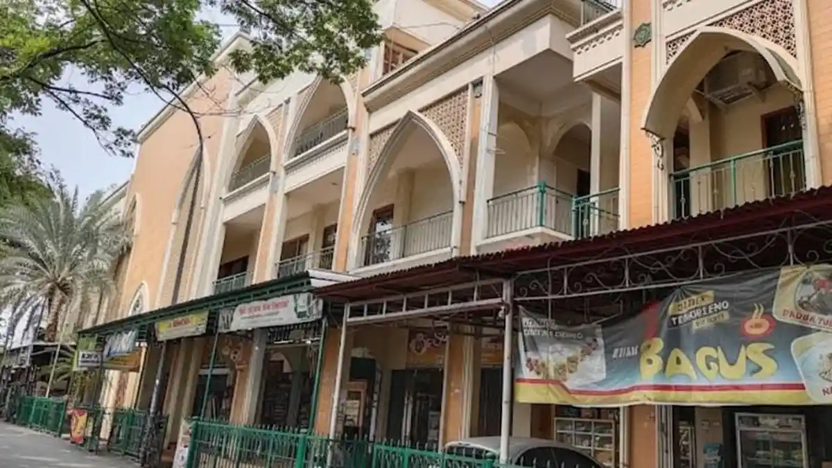 Sejarah Masjid Ar Riyadh Pasar Kliwon Solo, Titik Pertemuan Tradisi Islam dan Budaya Arab