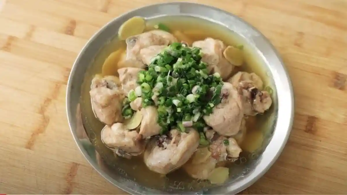 Praktis! Resep Ayam Kukus Jahe Ala Chef Devina Hermawan, Jadi Penghangat saat Musim Hujan