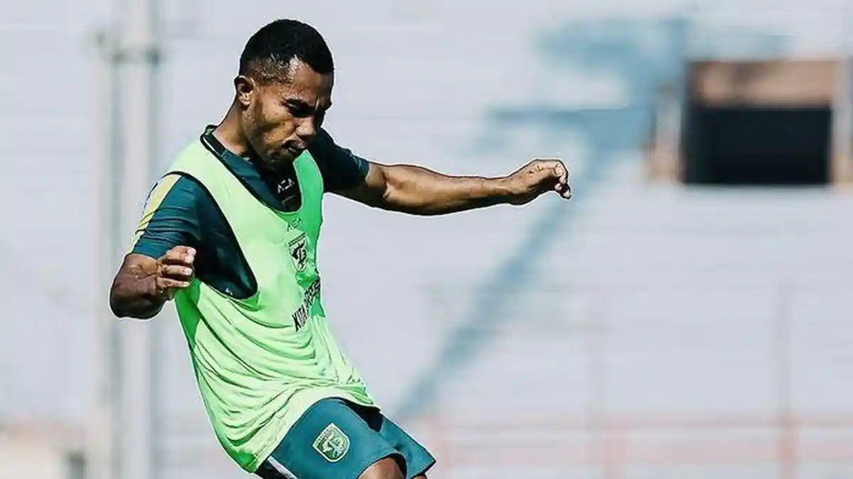 Sang Mantan Tetap Waspadai Persib Bandung, Meski Bekas Timnya Main Tanpa David da Silva di SJH