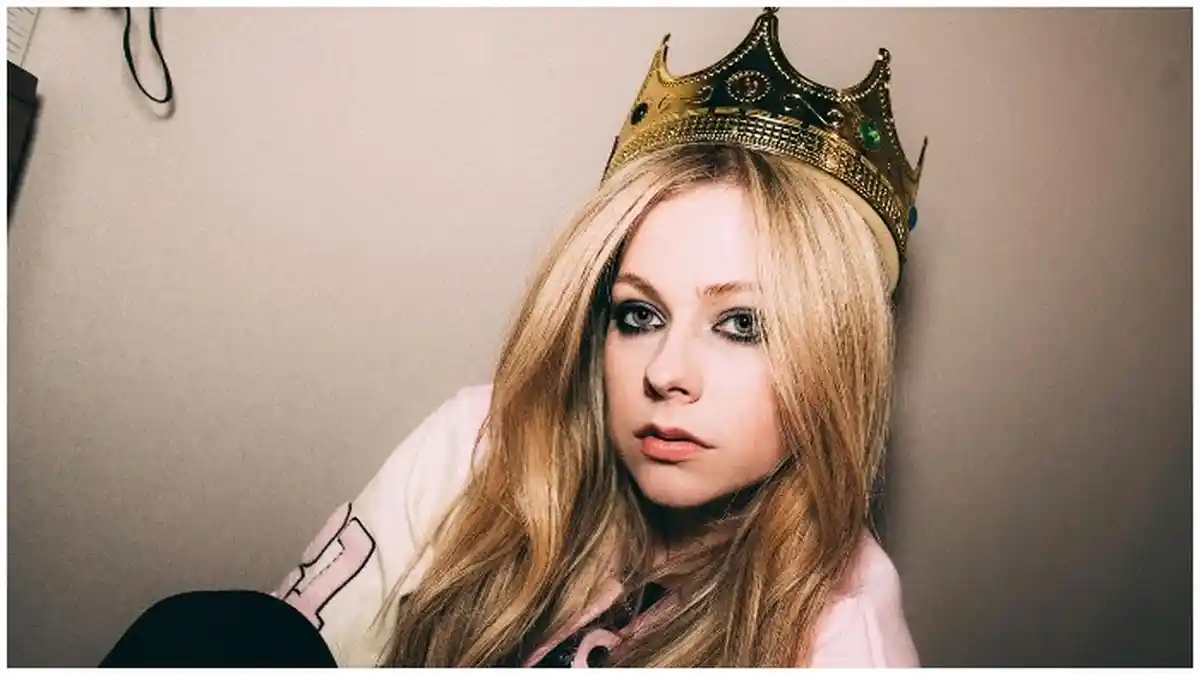 Chord Gitar ''Wish You Were Here'' - Avril Lavigne: And I Remember All Those Crazy Things You Said