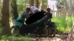 remaja-video-viral-di-pantai-cikal.jpg