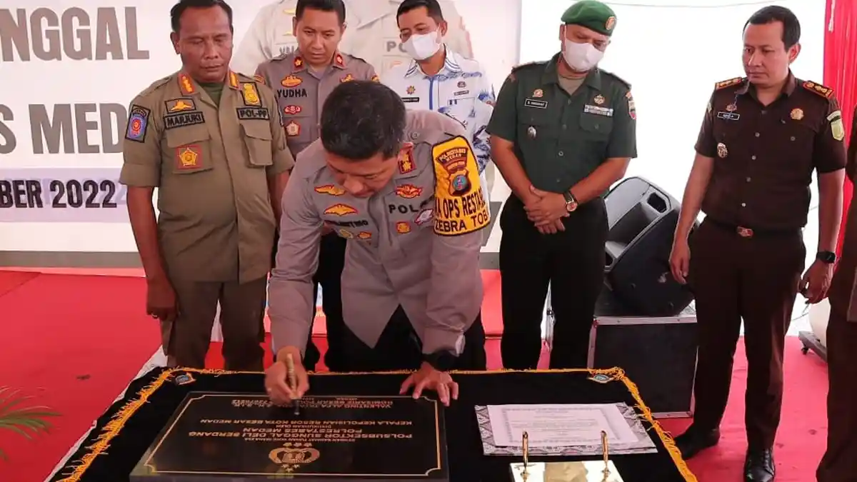 Hadiri Pembentukan Polsubsektor Sunggal, Kapolrestabes Medan: Semoga Membantu Kinerja Polri