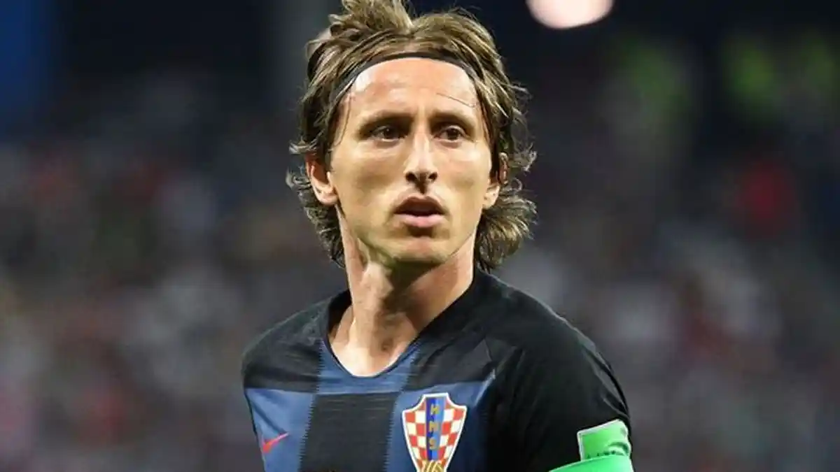Luka Modric : Tak Harus Menjadi Raksasa Untuk Bermain Sepak Bola