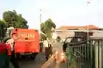 Kantor OJK Semarang yang Merupakan Bangunan Cagar Budaya Roboh
