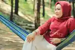 Srikandi-di-Komisi-Informasi-Riau-Yulianti-Suka-dengan-Tantangan.jpg