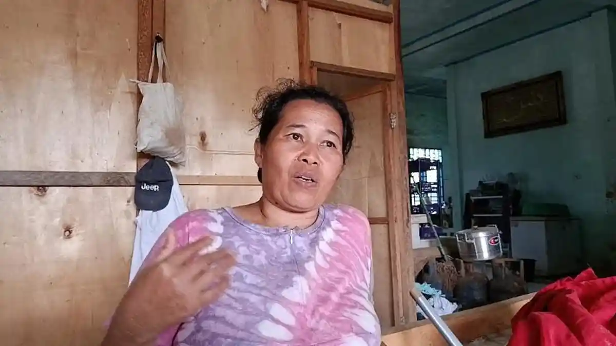 KISAH Misriani dan Suami Lumpuh Selamat dari Banjir, Tapi Kini Minum Air Hujan, Krisis Air Bersih