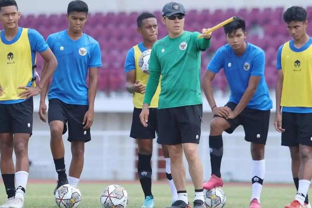 TERPOPULER BOLA: Shin Tae Yong Fokus Perbaiki Skill Dasar Timnas hingga Neymar Bakal Gabung Chelsea