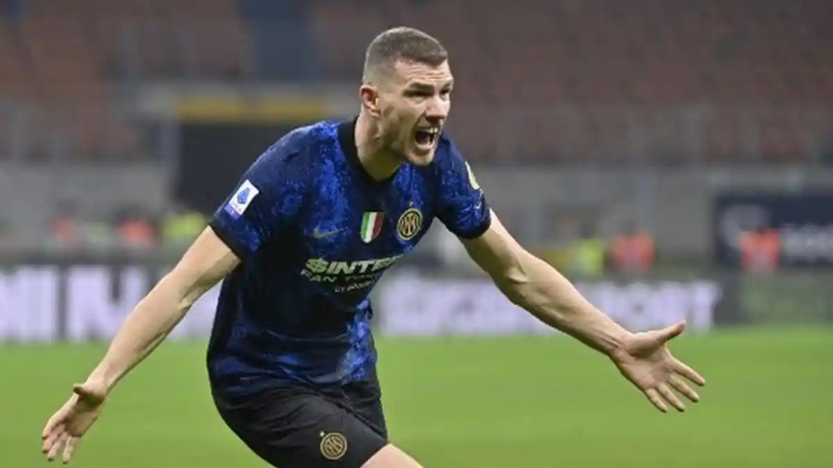Hasil Liga Champions AC Milan vs Inter Milan, Nerazzurri Selangkah Lagi ke Babak Final