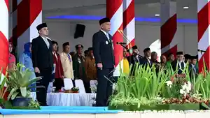 Wakil-Gubernur-Sumatera-Utara-Surya-saat-menjadi-Inspektur-pada-Upacara-Hari-1.jpg