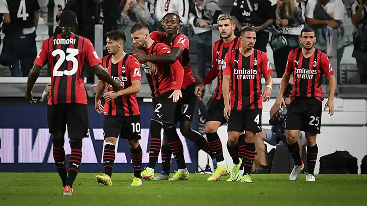 Berita AC Milan - Kondisi Simon Kjaer Jelang Lawan Venezia, Ruud Gullit: Milan Beruntung