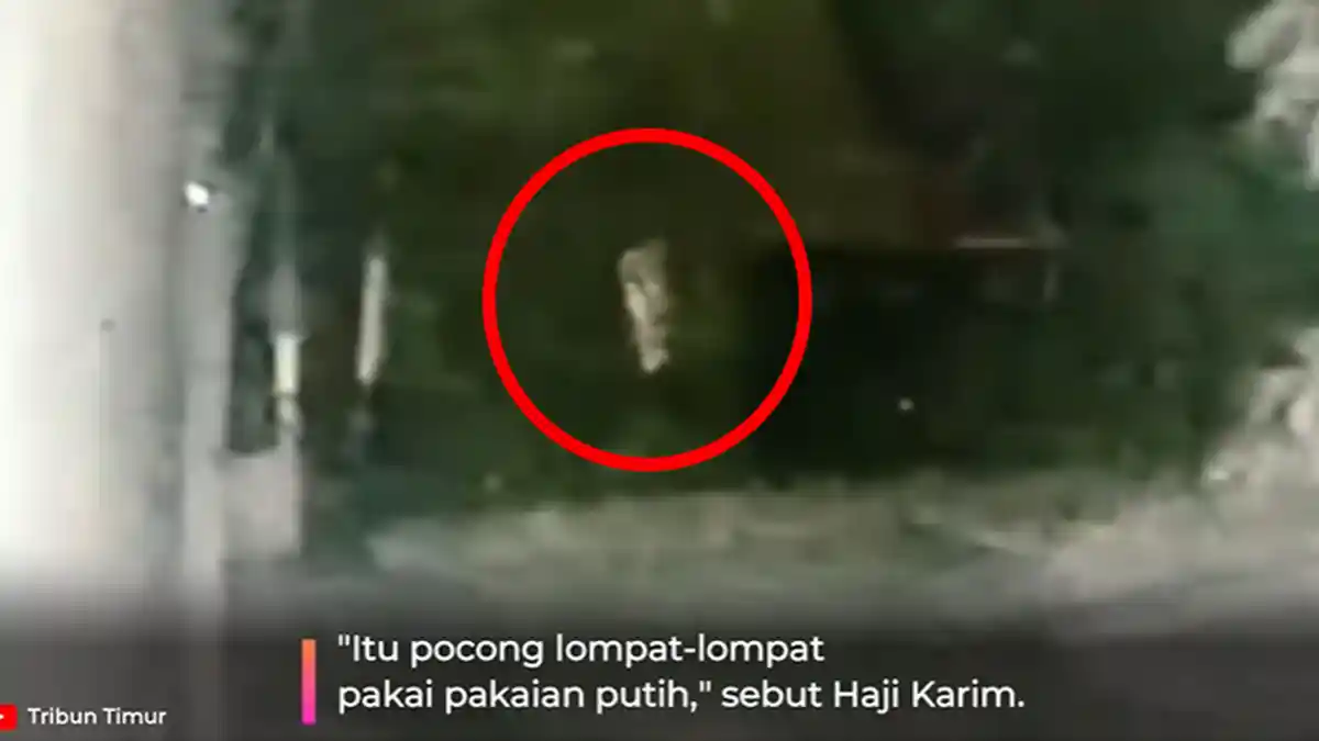 Viral Video Anjing Kejar-Kejar Pocong Saat Tengah Malam, Lonca-Loncat Saat Digonggong
