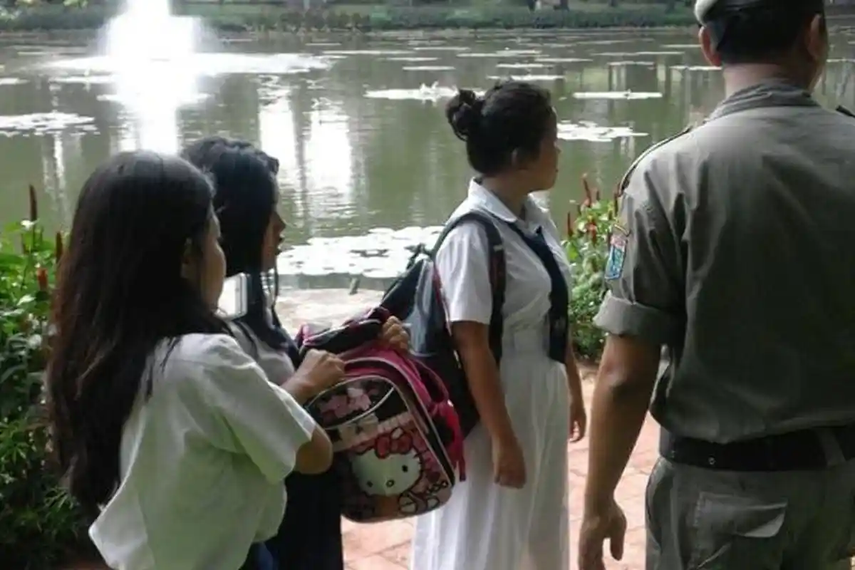 Di Tempat Ini Anak Bolos Sekolah Orangtua Didenda 50 Dolar AS