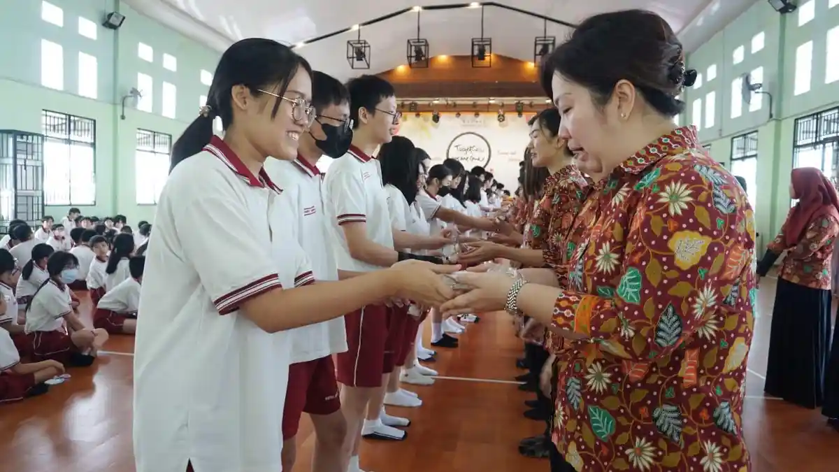 Rayakan Hari Guru, Nanyang Zhi Hui School Medan Gelar Lomba Hingga Drama Musikal oleh Siswa