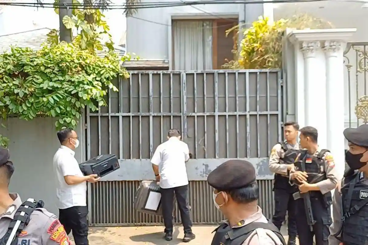 Firli Bahuri Transaksi Rp 800 Juta Bentuk Valas di Kertanegara dengan SYL & Kapolrestabes Semarang