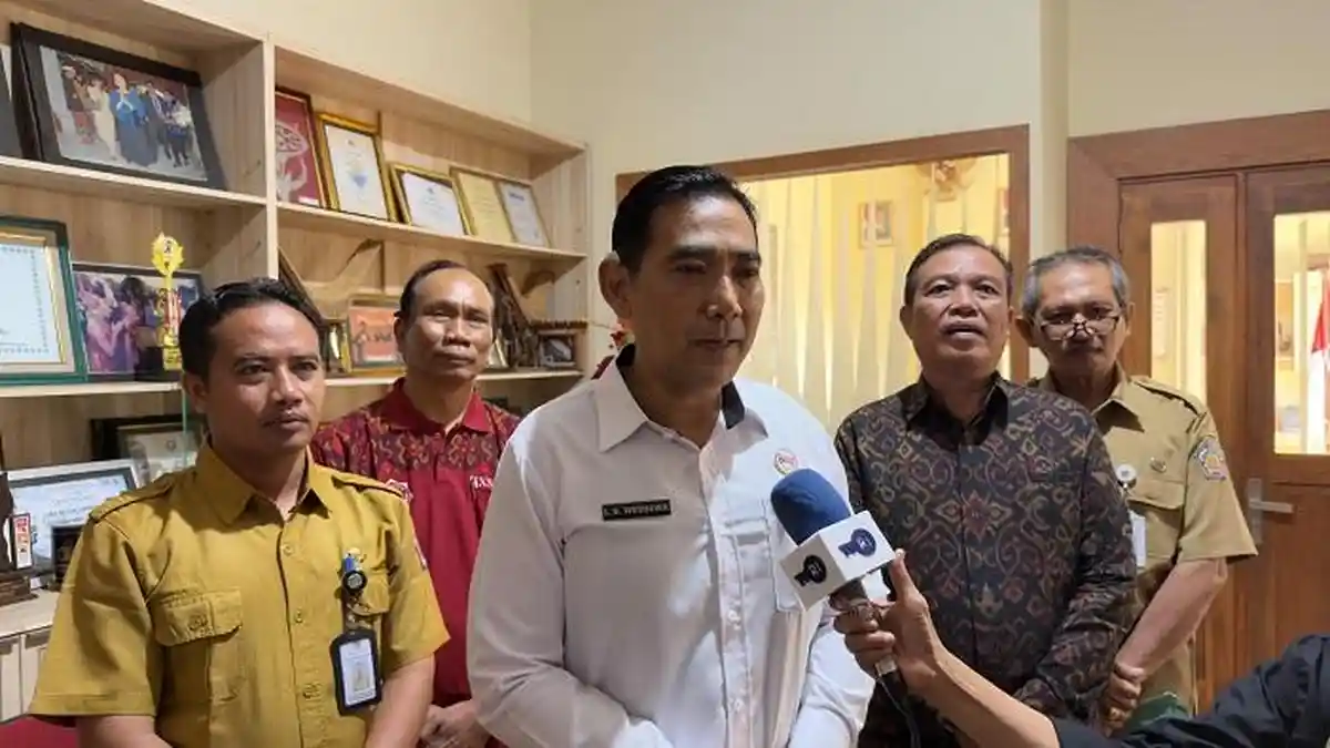 Pendaftaran SPMB Bali Tahap II Segera Dibuka, Nilai TKA dan Rapor Jadi Penentu - Tribun-bali.com