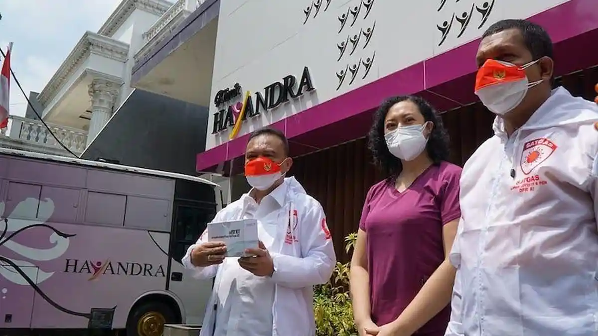 Pimpinan DPR Tinjau Klinik Hayandra yang Kembangkan Terapi aaPRP untuk Pasien Covid-19