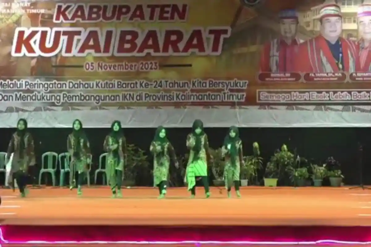 22 Peserta Terbagi 3 Grup pada Festival Tarian Tradisional Pesisir Kutai Barat, Siapa Pemenangnya?