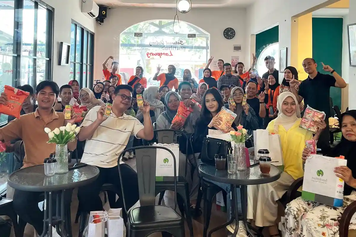 NutriSari Ajak UMKM Tumbuh Bersama Lewat Kreasi Minuman dan Program Tukar Sachet Berhadiah Umroh