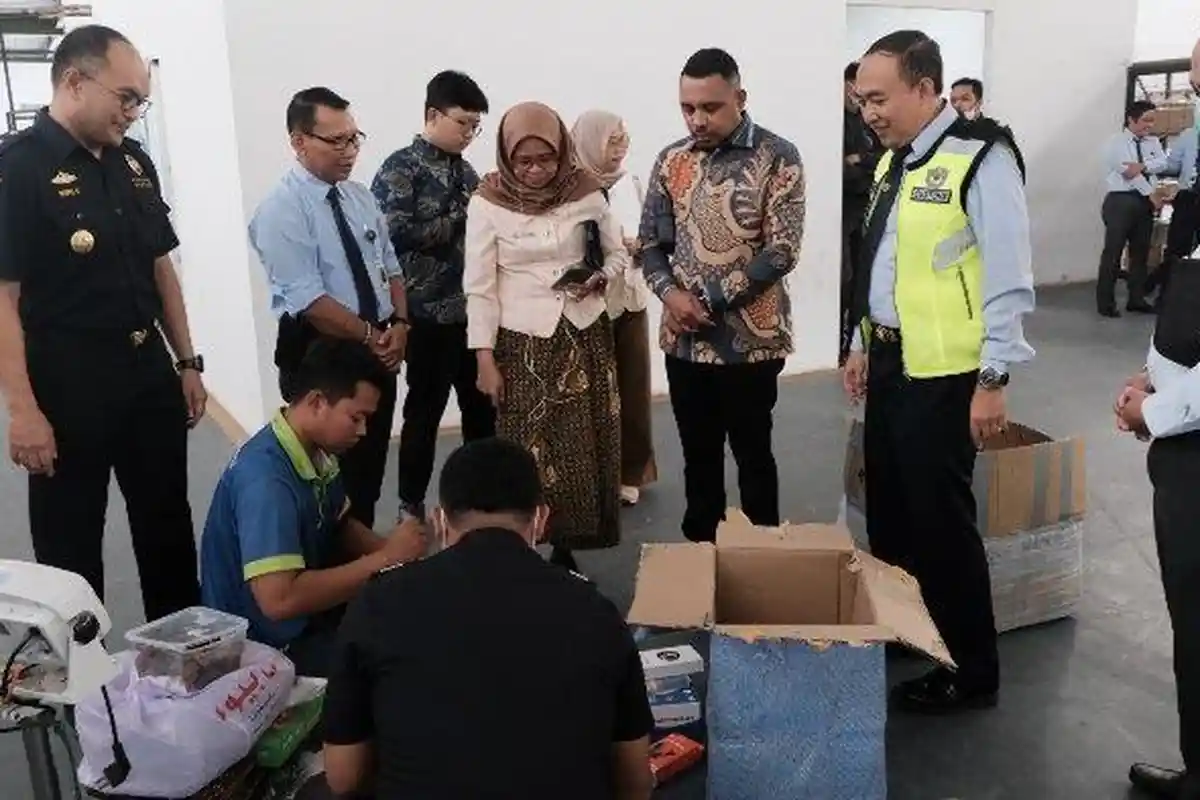 Kolaborasi Bea Cukai Tanjung Emas dan Ombudsman RI Optimalkan Pelayanan Publik