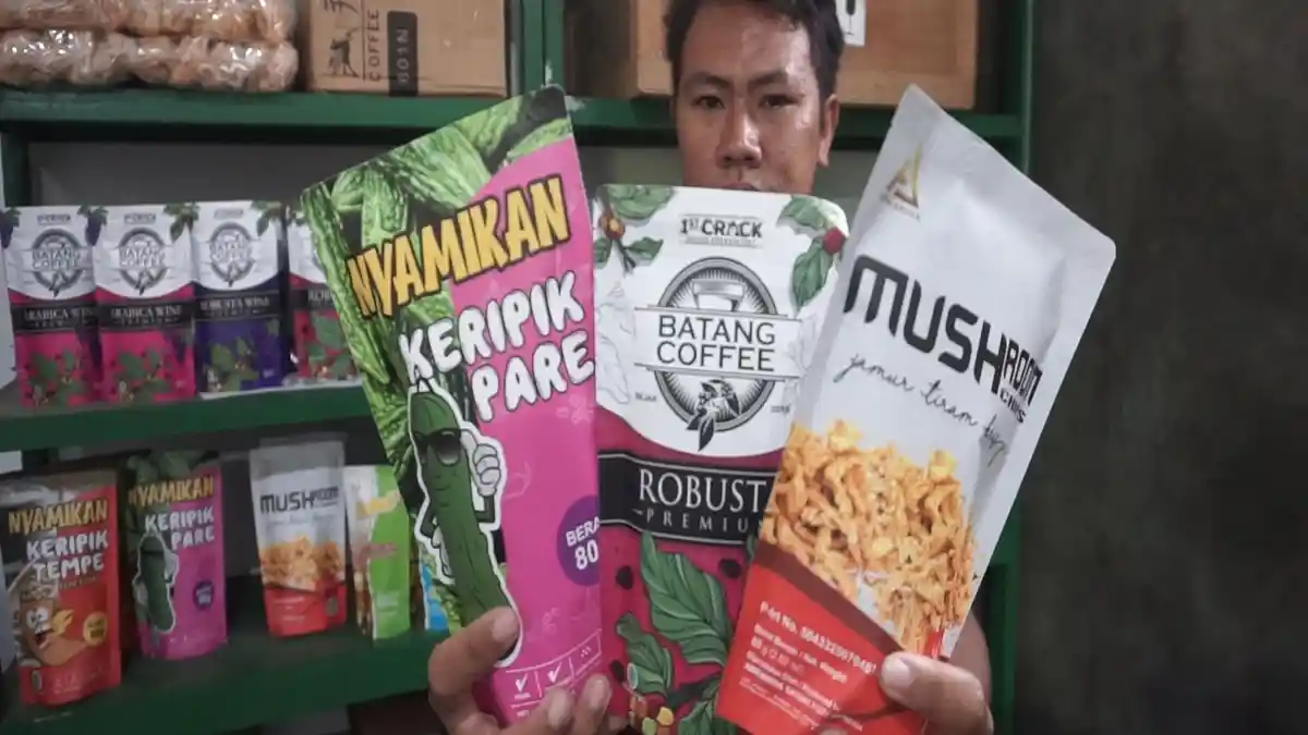 Tingkatkan Daya Saing, Bupati Wihaji Minta Produk UMKM Batang Harus Dikemas Menarik
