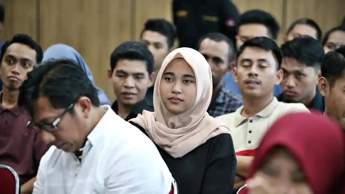 Dosen Unibos Bedah Buku Kaprodi PWK ITB, Ini 8 Langkah Lain Menuju Kota Cerdas - bedah-buku1_20180226_235330.jpg