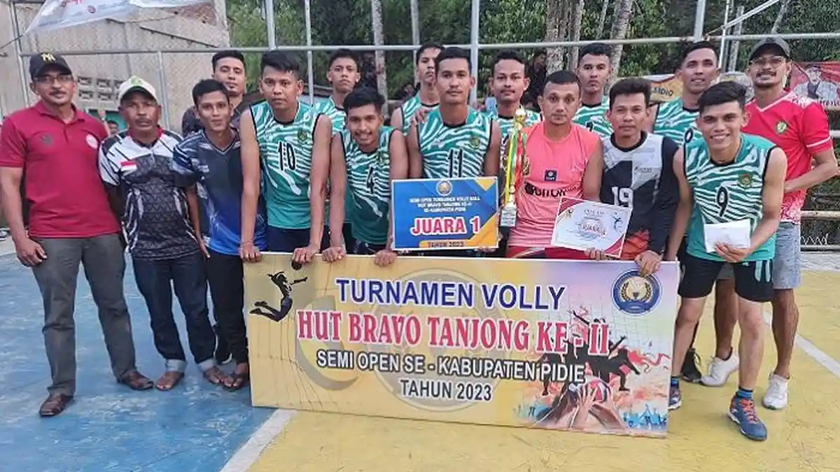 Gunto Mara Pidie Juara Turnamen Voli HUT Bravo Tanjong