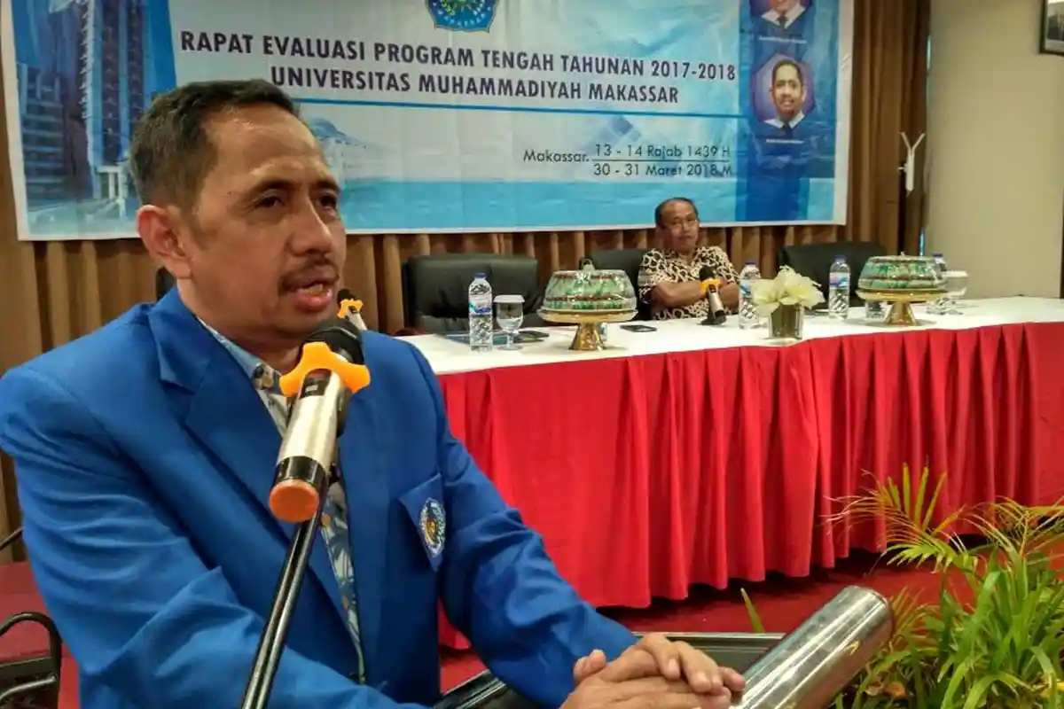 Rapat Evaluasi, Rektor Unismuh Prioritaskan Dosen Kuliah di Luar Negeri