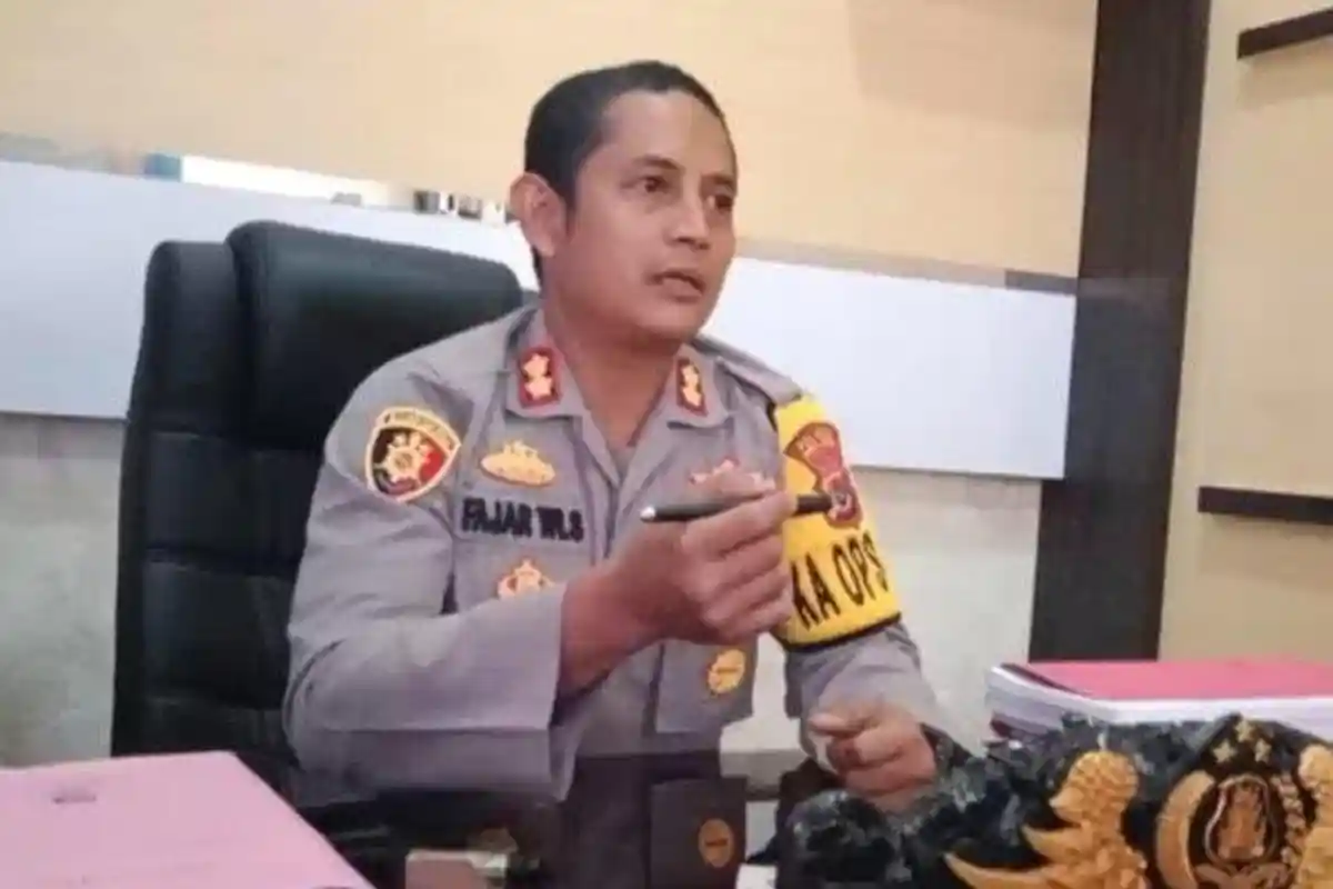 DPR Desak Propam Polri Pidanakan Kapolres Ngada dengan Pasal Berlapis