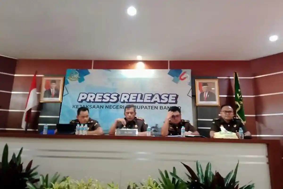 Kumpulkan Ribuan Lembar Bukti, Kejari Banjar Naikan Kasus Perjalanan Dinas DPRD Banjar ke Penyidikan