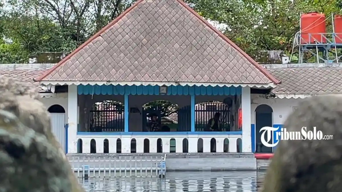 INFO Harga Tiket Umbul Pengging Boyolali: Cukup Rp 10 ribu Sudah Bisa Berendam ala Raja Solo!