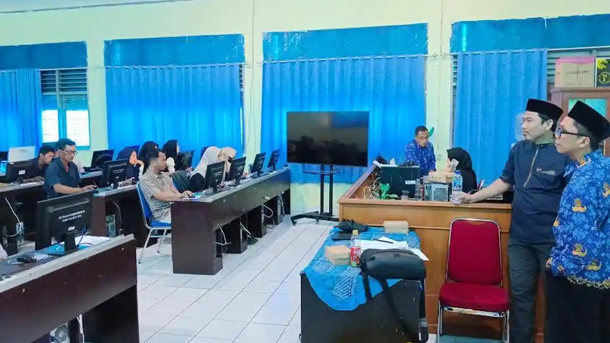 Berlangsung 2 Hari, Bawaslu Maros Awasi Tes Tulis 569 Calon Anggota PPS