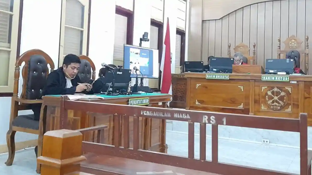 Penjual Minyak Goreng Fiktif Raup Puluhan Juta, Divonis Cuma 2,5 Tahun