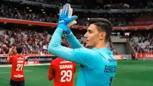 kiper-LOSC-Lille-Berke-Ozer-011025_3.jpg