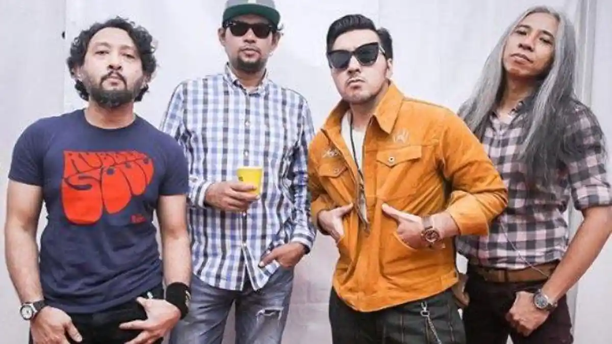 Lirik dan Chord Kunci Gitar Lagu Buta Hati - Naif