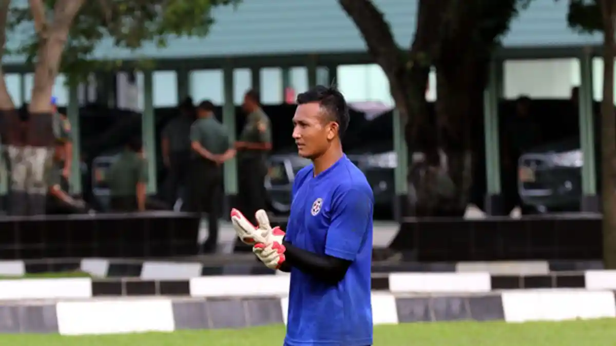 Libur Panjang, Kiper PSMS Abdul Rohim Pilih Habiskan Waktu dengan Istri ...