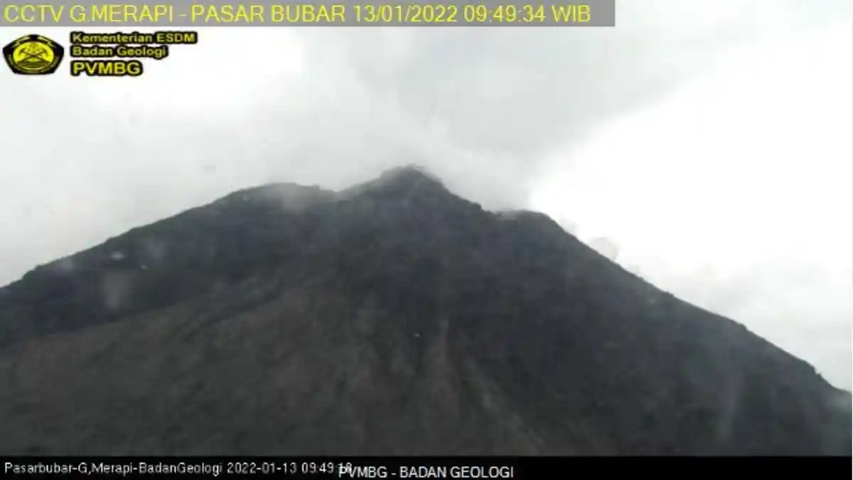 Update Gunung Merapi 22 Januari 2022, 5 Kali Guguran Lava Meluncur ke Barat Daya Pagi Ini