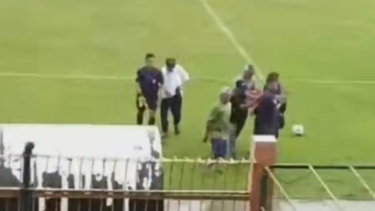 UPDATE Pesepakbola U-13 yang Tersambar Petir di Stadion Letjen Soedirman Bojonegoro, Berakhir Tewas