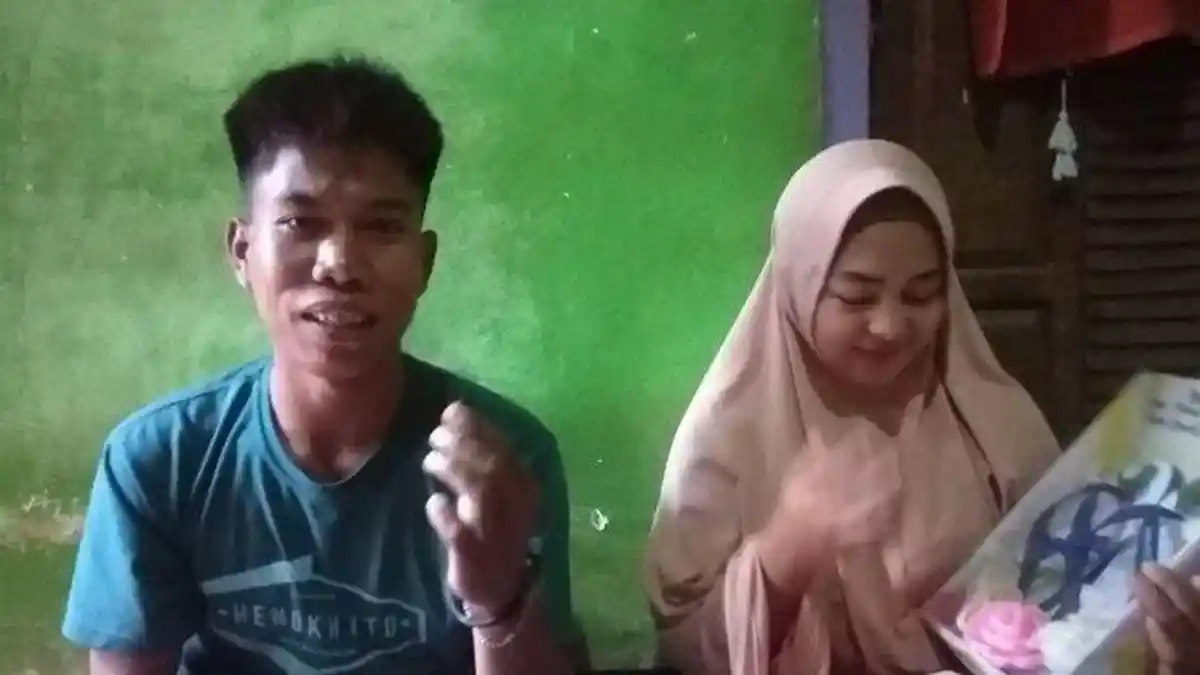 Ingat Pernikahan Viral dengan Mas Kawin Sandal Jepit? Kabarnya Kedua Pasangan Kena Sial, Ada Apa?