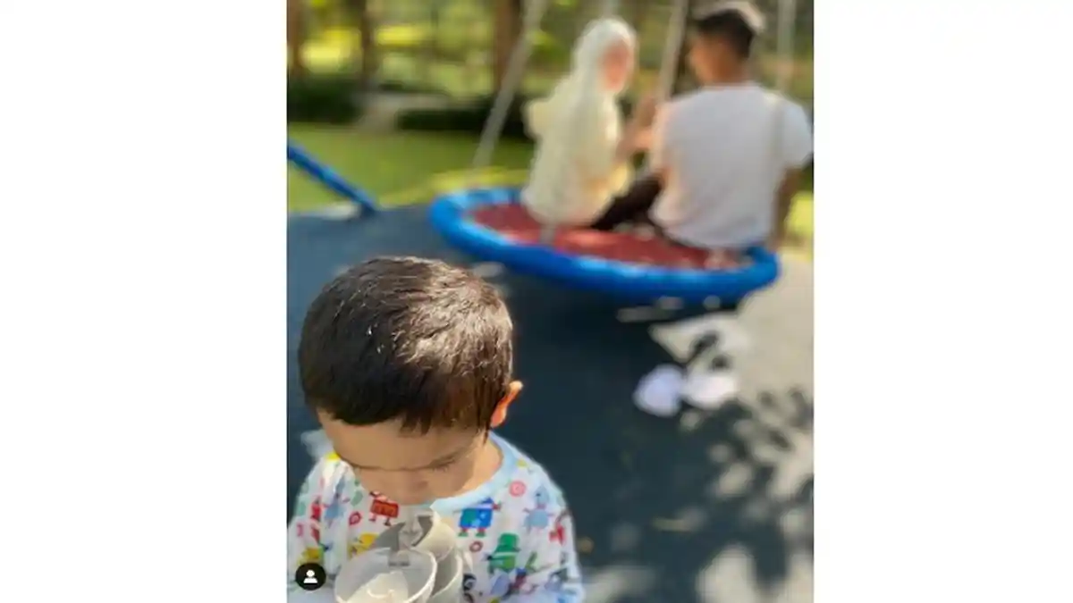 Potret Menggemaskan, Putri Anne Mesra Berduaan dengan Arya Saloka, tapi Anak Asyik Sendiri