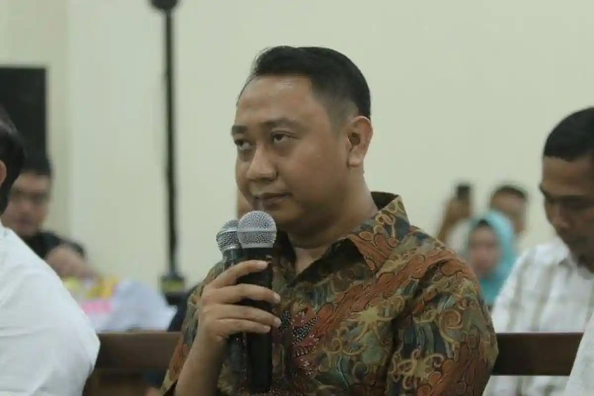 BREAKING NEWS 4 Terdakwa Kasus Fee Proyek Lampura Dilimpahkan ke Lampung