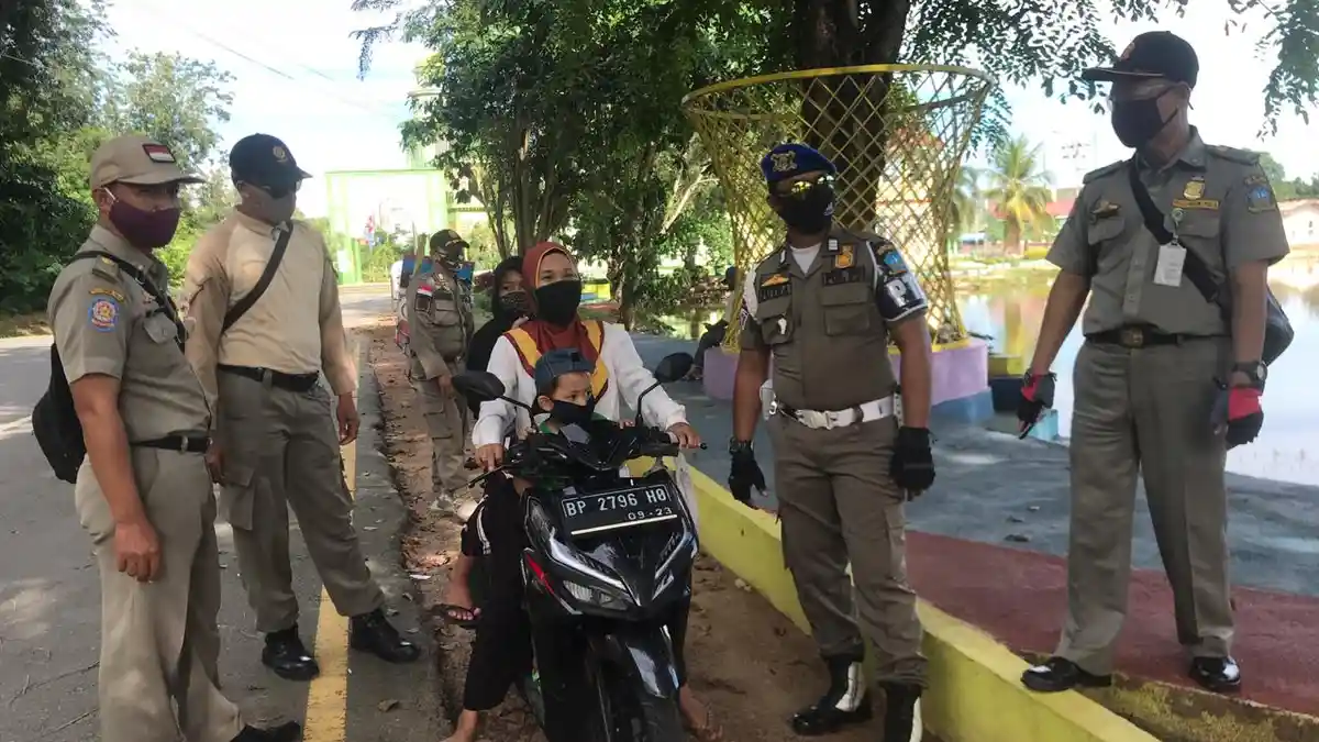 Satpol PP Makin Intens Patroli, Pastikan Warga Bintan Terapkan Protokol Kesehatan Covid-19