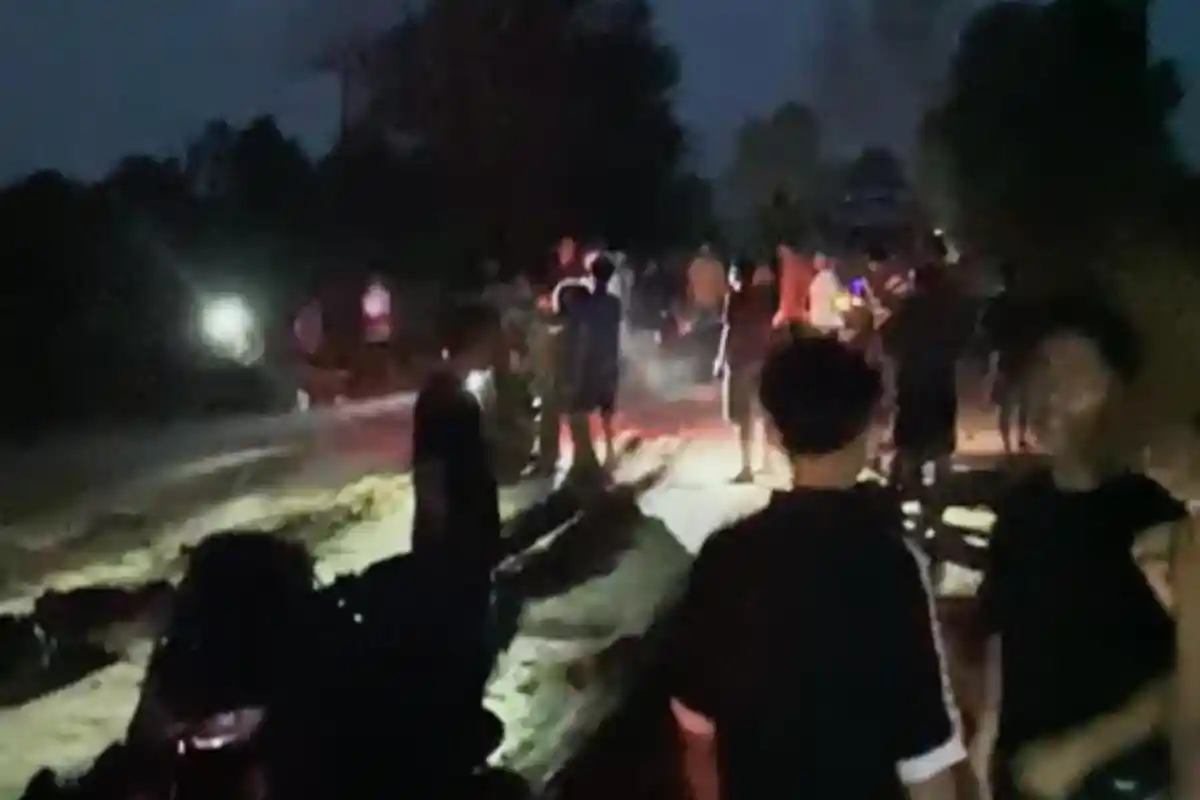 Boceng Tiga Naik Motor, 1 Pelajar di OKI Tewas Usai Ditabrak Truk, 2 Luka Ringan