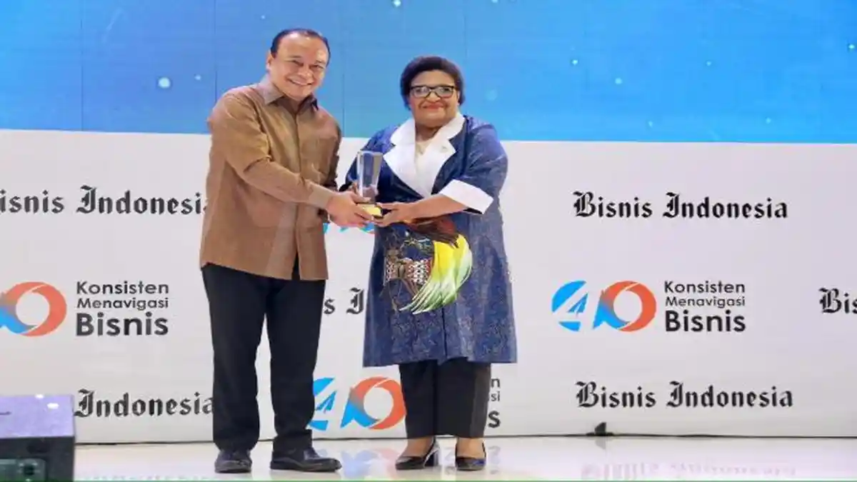 Wamendagri Ribka Haluk Raih Papua Special Autonomy Development Accelerator di Big 40 Awards