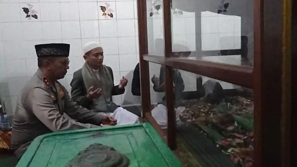 Kapolda Ziarah ke Makam Ki Merogan, Hari Bhayangkara ke-77